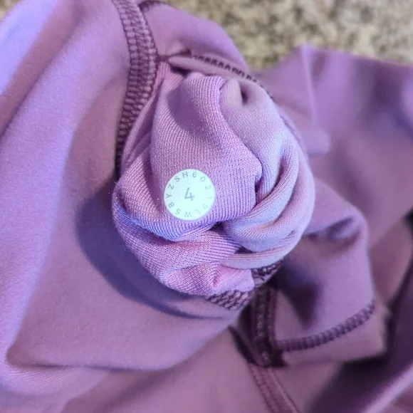 Lululemon Align Ombre Legging - Picture 7 of 7